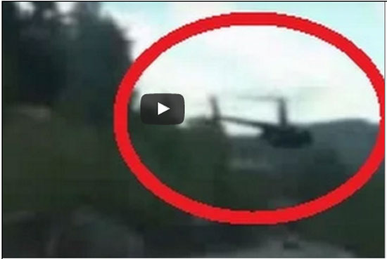 بالفيديو: لحظة سقوط مروحية وسط طريق سريعة في الصين بالفيديو: لحظة سقوط مروحية وسط طريق سريعة في الصين