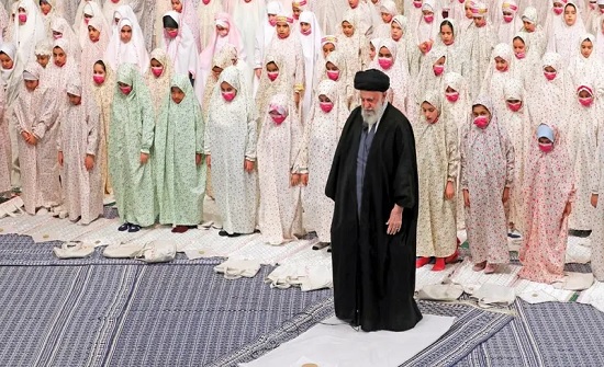 دعوات داخلية لرحيل النظام يقابلها خامنئي بتكثيف ظهوره الإعلامي دعوات داخلية لرحيل النظام يقابلها خامنئي بتكثيف ظهوره الإعلامي