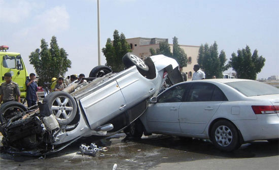 وفاة شخص اثر حادث تصادم على طريق المفرق الخالدية