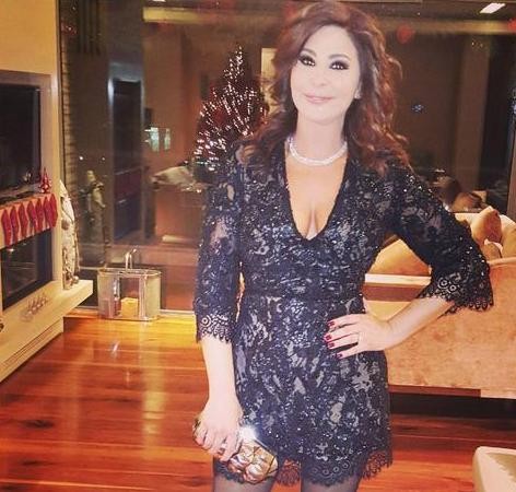 إليسا: "إيلي صعب هو دائماً مصممي المفضّل"