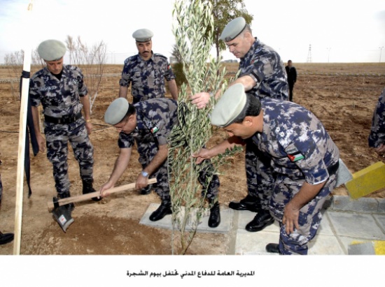 المديرية العامة للدفاع المدني تحتفل بيوم الشجرة المديرية العامة للدفاع المدني تحتفل بيوم الشجرة
