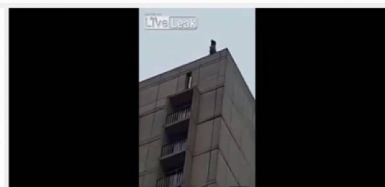 فيديو| فتاة تنتحر من أعلى "شيراتون" ارتفاعه 20 طابقًا