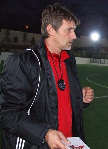 الوحدات يسعى للتعاقد مع المدرب دراجان