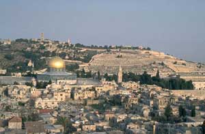 إسرائيل تخطط لإقامة قطار أنفاق يربط بين شطري مدينة القدس