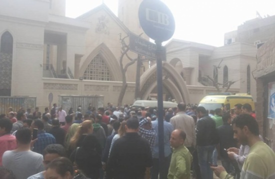 الحزن يلف مصر.. غضب شعبي والسيسي يستعين بالجيش (شاهد) الحزن يلف مصر.. غضب شعبي والسيسي يستعين بالجيش (شاهد)