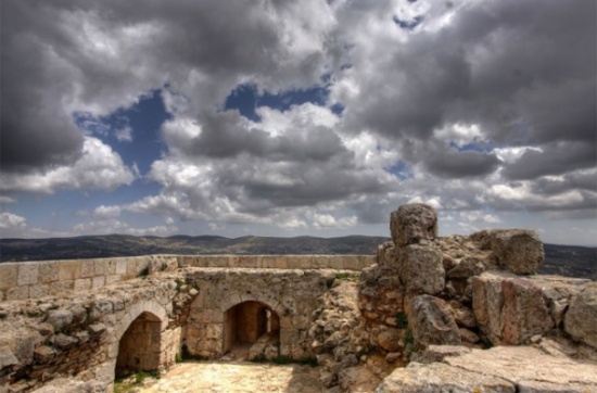 أمطار خفيفة الجمعة وارتفاع الحرارة السبت