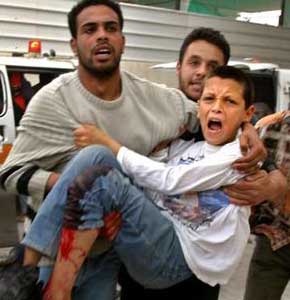 إصابة 5 فلسطينيين في مواجهات مع جنود الاحتلال في سلوان  