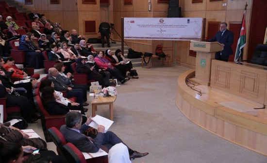 انطلاق فعاليات مؤتمر "زينب" لإبراز دور المرأة في القطاع التربوي