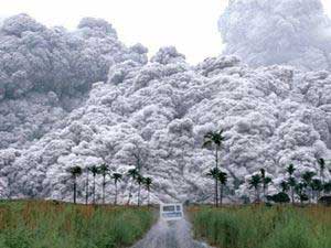 علماء الرماد البركاني سماداً للمحيطات  