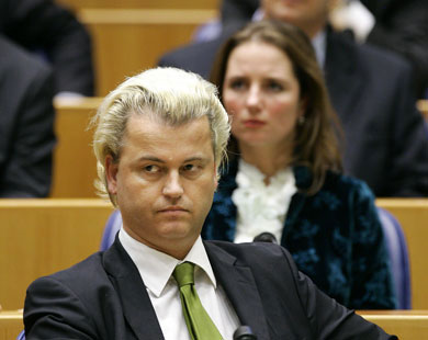 هولندا تحاكم فيلدرز لإهانته المسلمين 