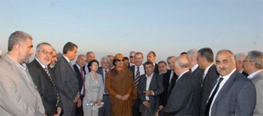 القذافي لعرب 48: تكاثروا فذلك أخطر على إسرائيل من القنبلة النووية