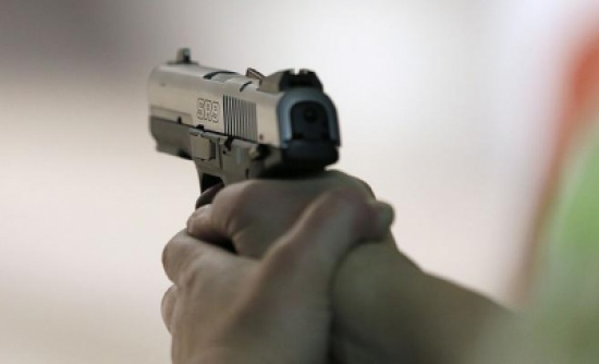 مشاجرة مسلحة في " الجوفة " واصابة شخص مشاجرة مسلحة في " الجوفة " واصابة شخص
