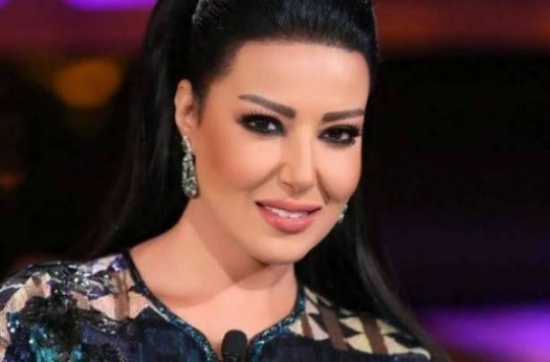 بالصورة.. هل لدى سمية الخشاب ابنة في السرّ؟! بالصورة.. هل لدى سمية الخشاب ابنة في السرّ؟!