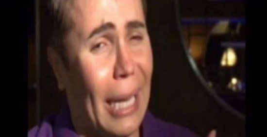 جو رعد يجهش بالبكاء وفنانة تسخر منه