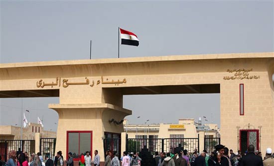 توقف حركة العبور في معبر رفح بين مصر غزة توقف حركة العبور في معبر رفح بين مصر غزة