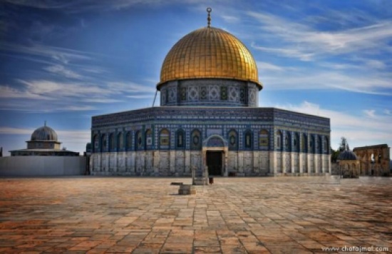 مهرجان خطابي لنصرة الاقصى في المزار الجنوبي