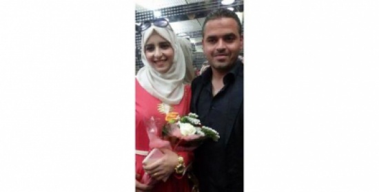 طالبة فلسطينية يتوقف قلبها أثناء حفل تخريجها طالبة فلسطينية يتوقف قلبها أثناء حفل تخريجها