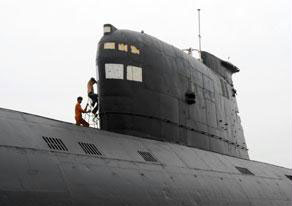 للمرة الأولى: المرأة على متن الغواصات الأمريكية