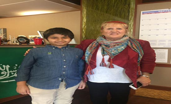 مذهل ما فعلة هذا الطفل مع اخية ( فيديو ) مذهل ما فعلة هذا الطفل مع اخية ( فيديو )