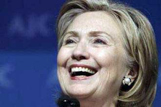 كلينتون تتحدث عن استئناف "مفاوضات السلام" خلال أسبوع 