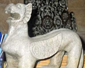 كنوز بابل وآشور تباع بإسرائيل  