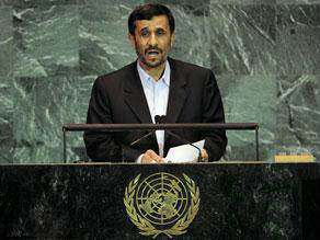 نجاد يهاجم أمريكا وإسرائيل من قلب نيويورك