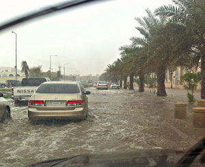 عاصفة ماطرة تضرب العاصمة السعودية