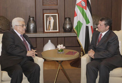 الملك يجري مباحثات مع الرئيس الفلسطيني 