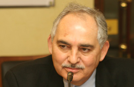 وزير داخليه ولا يعرف عدد الاردنيات المتزوجات من غير اردنيين !