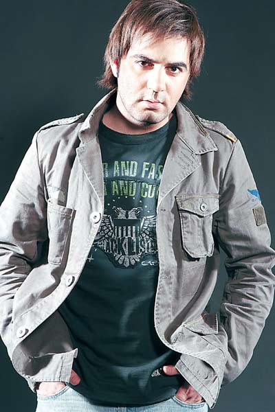 زوجة وائل جسار تلزمه البقاء في البيت 