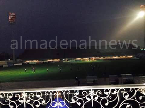 توقف مباراة الرمثا والاهلي بسبب انقطاع التيار الكهربائي عن ستاد الحسن توقف مباراة الرمثا والاهلي بسبب انقطاع التيار الكهربائي عن ستاد الحسن