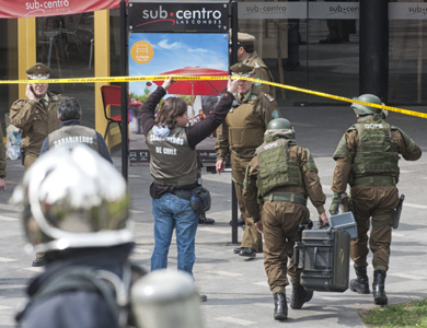 اصابة عشرة بانفجار قنبلة في تشيلي والحكومة تتهم ارهابيين