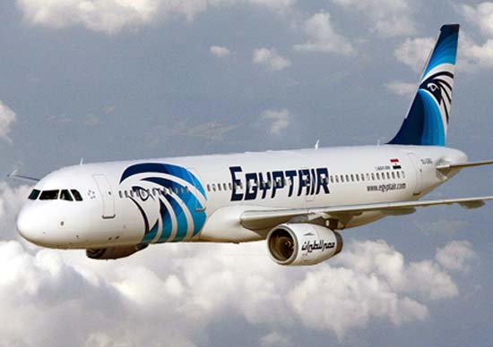 معلومات جديدة من الصندوق الأسود للطائرة المصرية.. الركاب حاولوا إخماد الحريق قبل سقوطهم معلومات جديدة من الصندوق الأسود للطائرة المصرية.. الركاب حاولوا إخماد الحريق قبل سقوطهم