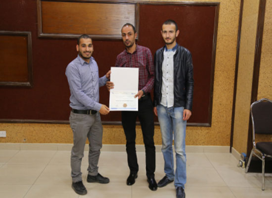 دورة تدريبية حول برمجية SOLIDWORKS للمهندسين الشباب دورة تدريبية حول برمجية SOLIDWORKS للمهندسين الشباب