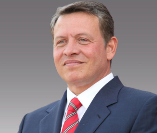 الملك يهنئ بعيد استقلال المغرب