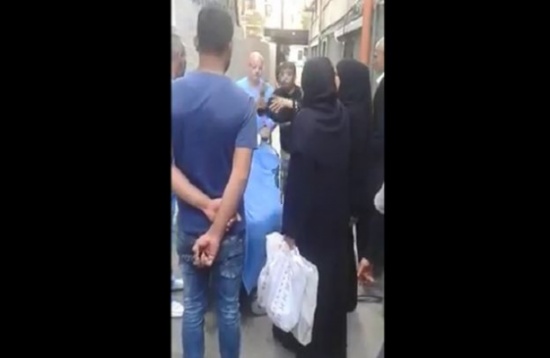 بالفيديو- شجار فوق جثة لاجئة سورية أمام مستشفى... والسبب؟ بالفيديو- شجار فوق جثة لاجئة سورية أمام مستشفى... والسبب؟