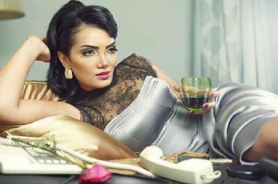 صورة| حورية فرغلي تصدم جمهورها وتحلق شعرها كالرجال! صورة| حورية فرغلي تصدم جمهورها وتحلق شعرها كالرجال!