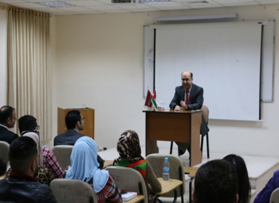 المعايطة يشدد على أهمية الاعلام الموجه في مواجهة التاثير السلبي "للتواصل الاجتماعي"