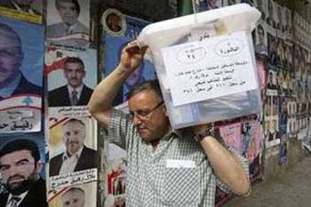 الحريري دعا لمشاركة كثيفة في الانتخابات  و"حزب الله" للمقاطعة