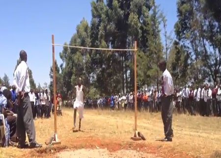 قفزات لشبان كينيين