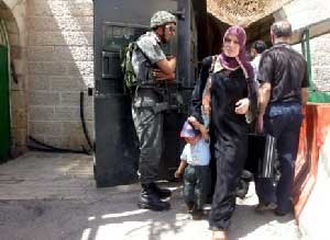 150الف فلسطيني يتهددهم خطر الترحيل من الضفة الغربية