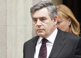 الأحزاب البريطانية تستأنف مشاوراتها الماراثونية 