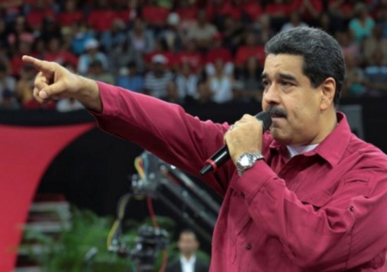 مروحية تلقي قنبلتين على مقر المحكمة الفنزويلية العليا