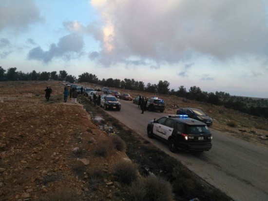 بالصور : هبوط اضطراري لطائرة عسكرية في جرش