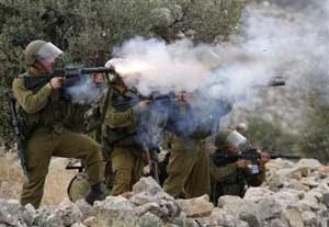 اصابة فلسطيني برصاص الاحتلال شمالي غزة