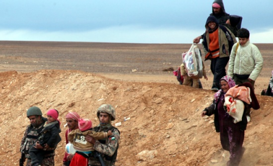 الجيش الاردني يستقبل 537 ألف لاجئا سوريا في البلاد منذ بدء الأزمة الجيش الاردني يستقبل 537 ألف لاجئا سوريا في البلاد منذ بدء الأزمة
