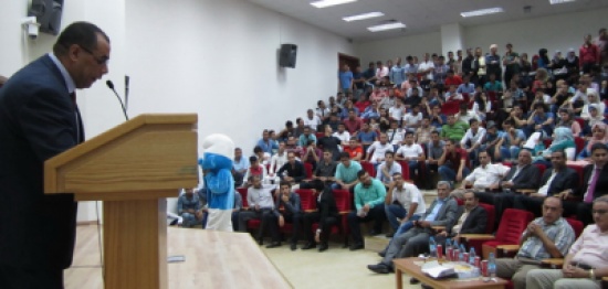 اردنية العقبة تحتفل بطلبتها الجدد