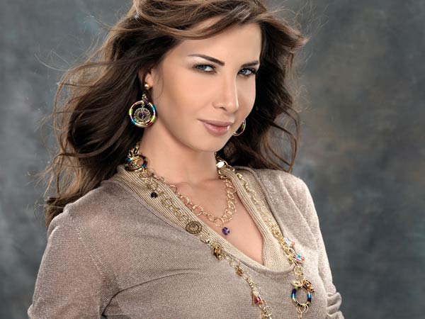 نانسي عجرم تحتفل اليوم بعيد ميلاد ابنتها 