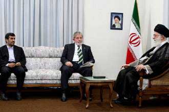 إيران توافق رسمياً على تبادل الوقود النووي في تركيا 