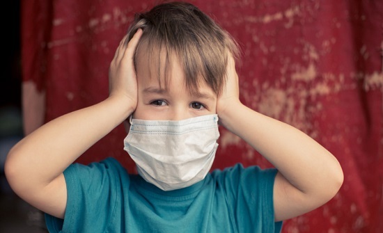 توضيح من لجنة الأوبئة حول ارتداء الطلاب للكمامات